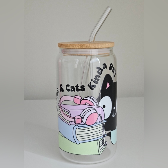 Books and Cats Kinda Day 16oz Clear Libbey Glass Tumbler - Picture 1 of 6